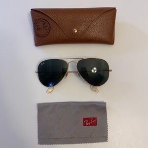 Ray-Ban Aviators gold w/ green lenses